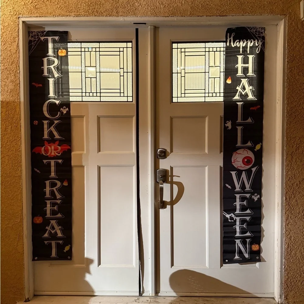 2PCS Trick or Treat Halloween Door Banners Porch Hanging Decoration Spooky